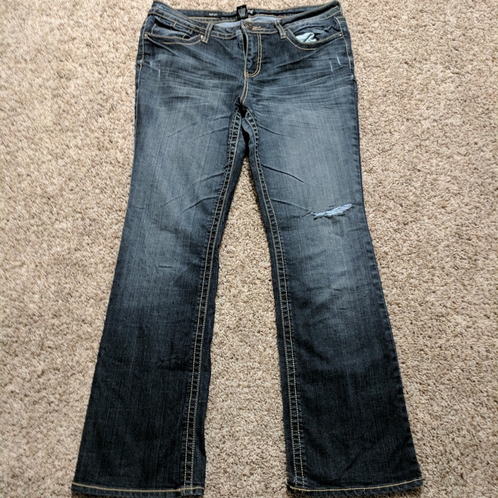 A.N.A jeans